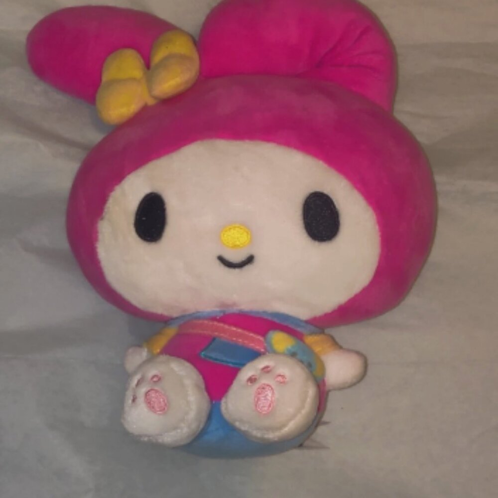 Sanrio My Melody Series 1 Hoodie and Bestie 8-inch Hello Kitty & Friends Plush!!